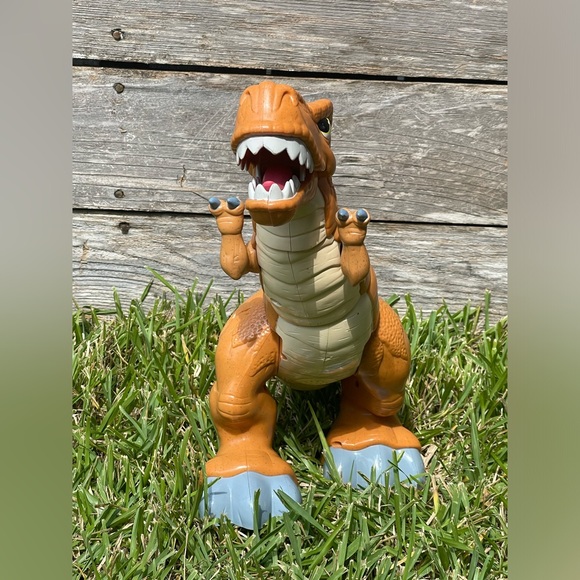 Fisher Price Giant T-Rex Roaring & Moving Dinosaur Plastic 19" Toy Mattel 2011 - Picture 3 of 6